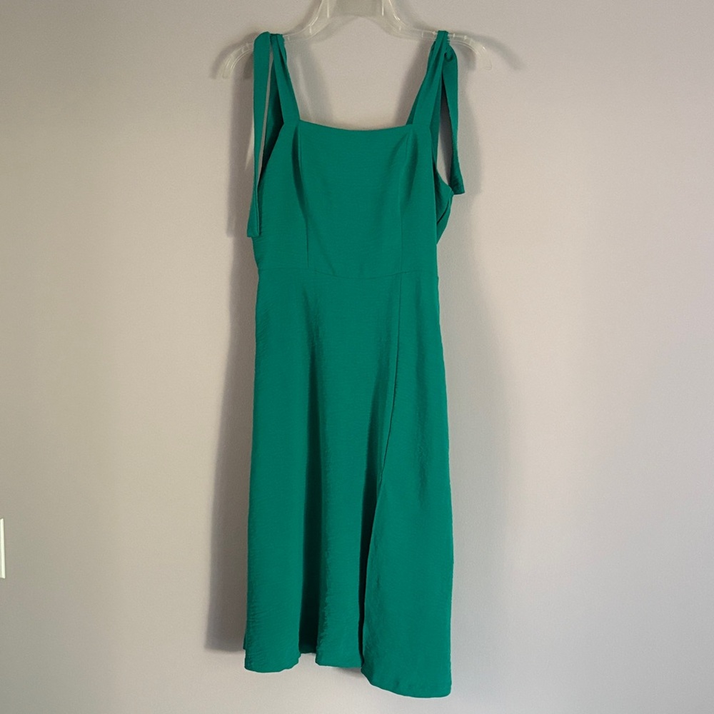 Elegant Green Sleeveless Dress Monteau brand